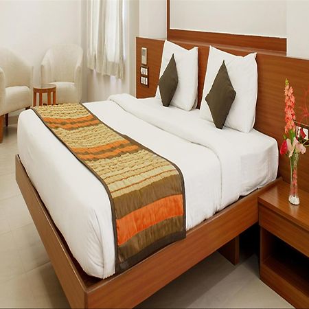 Hotel Mint Montvert, Baner Пюн Екстериор снимка