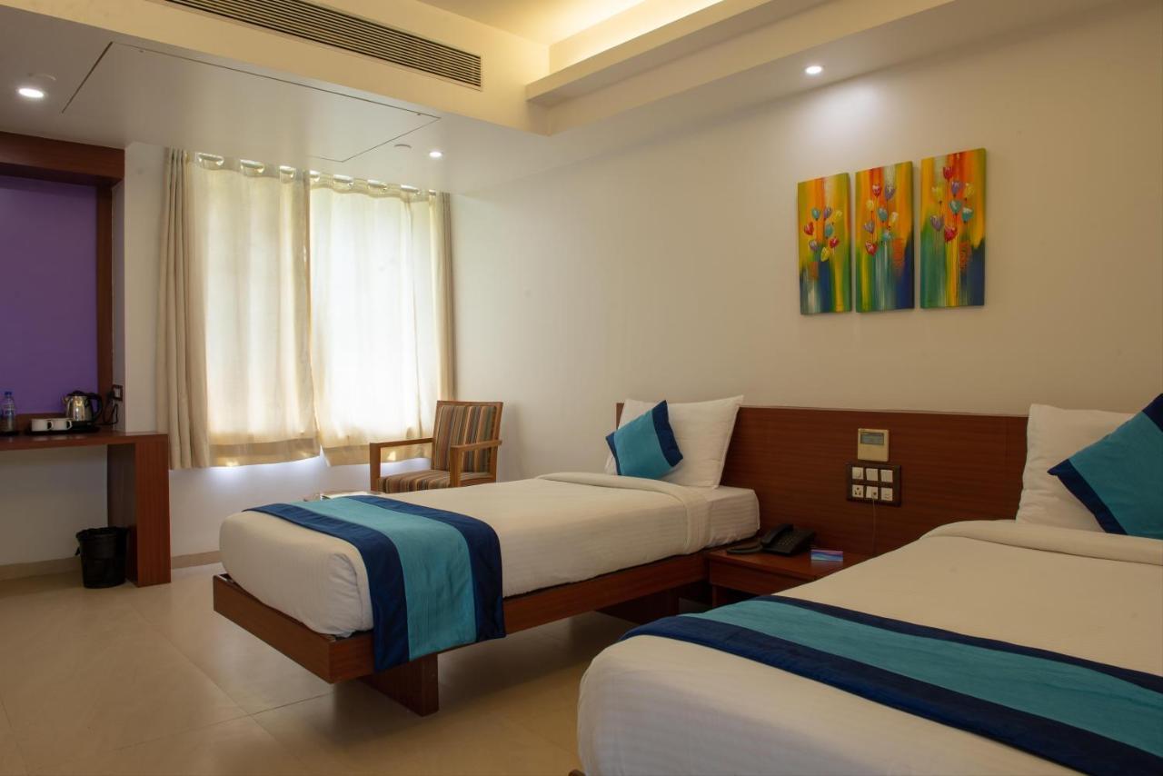 Hotel Mint Montvert, Baner Пюн Екстериор снимка