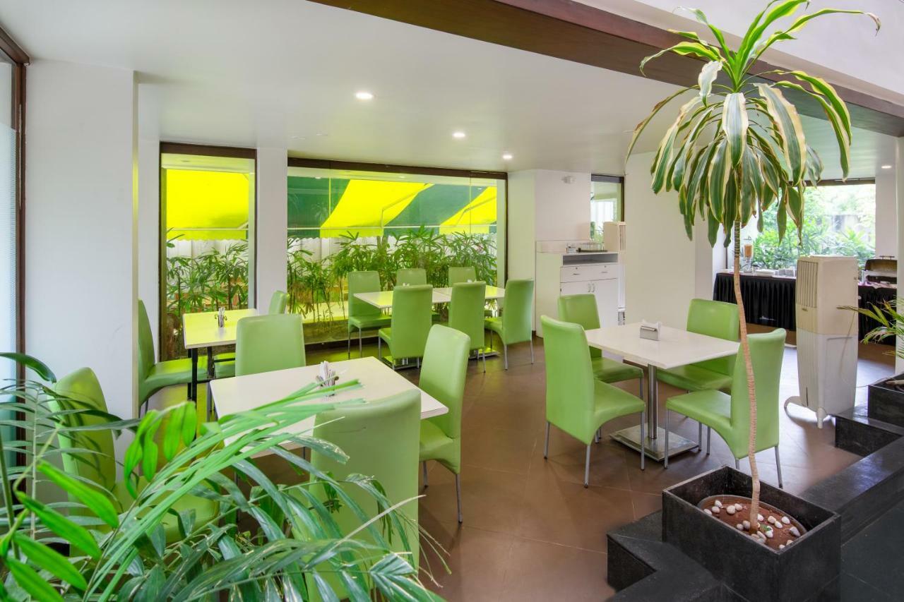 Hotel Mint Montvert, Baner Пюн Екстериор снимка