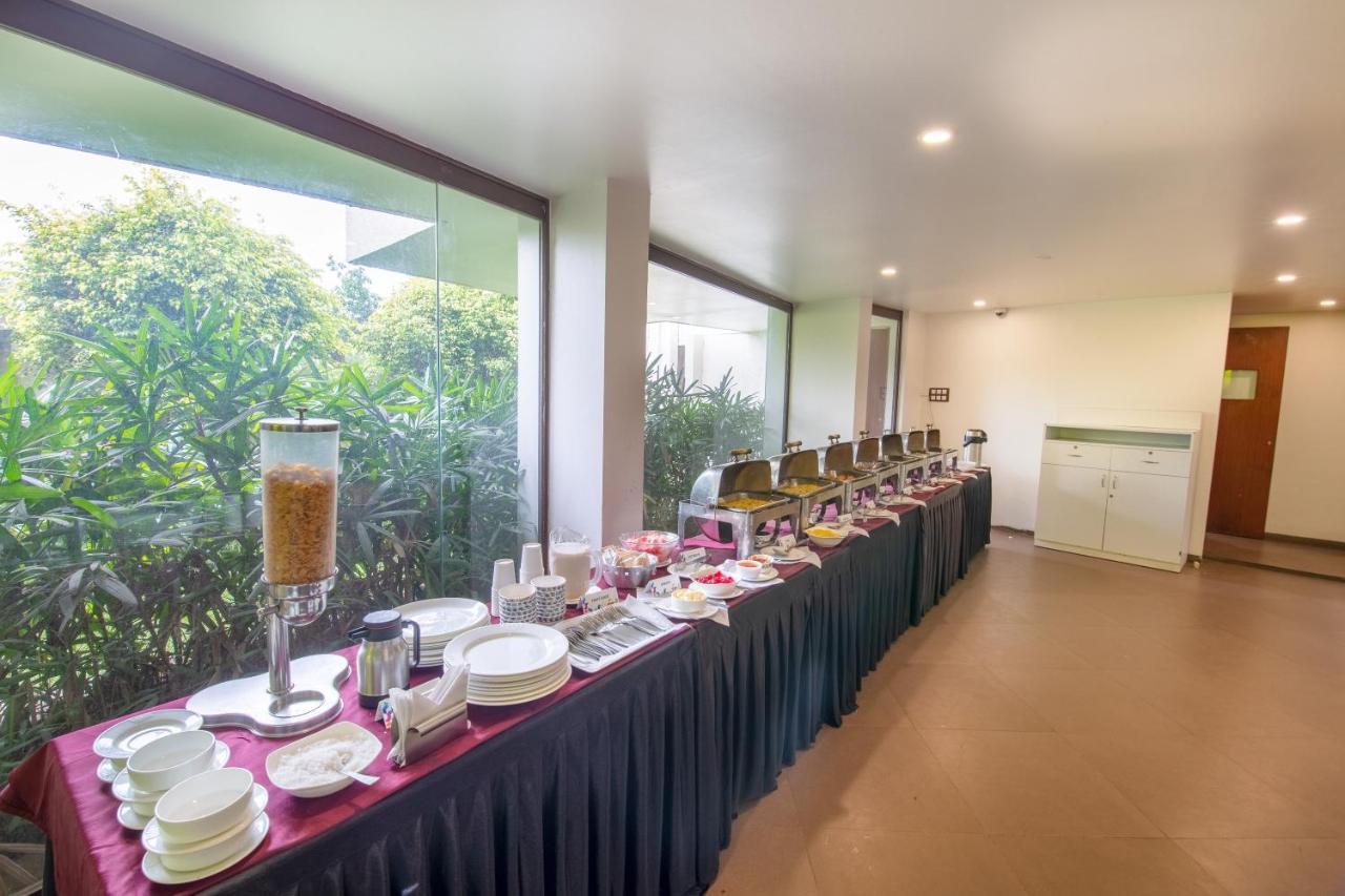 Hotel Mint Montvert, Baner Пюн Екстериор снимка